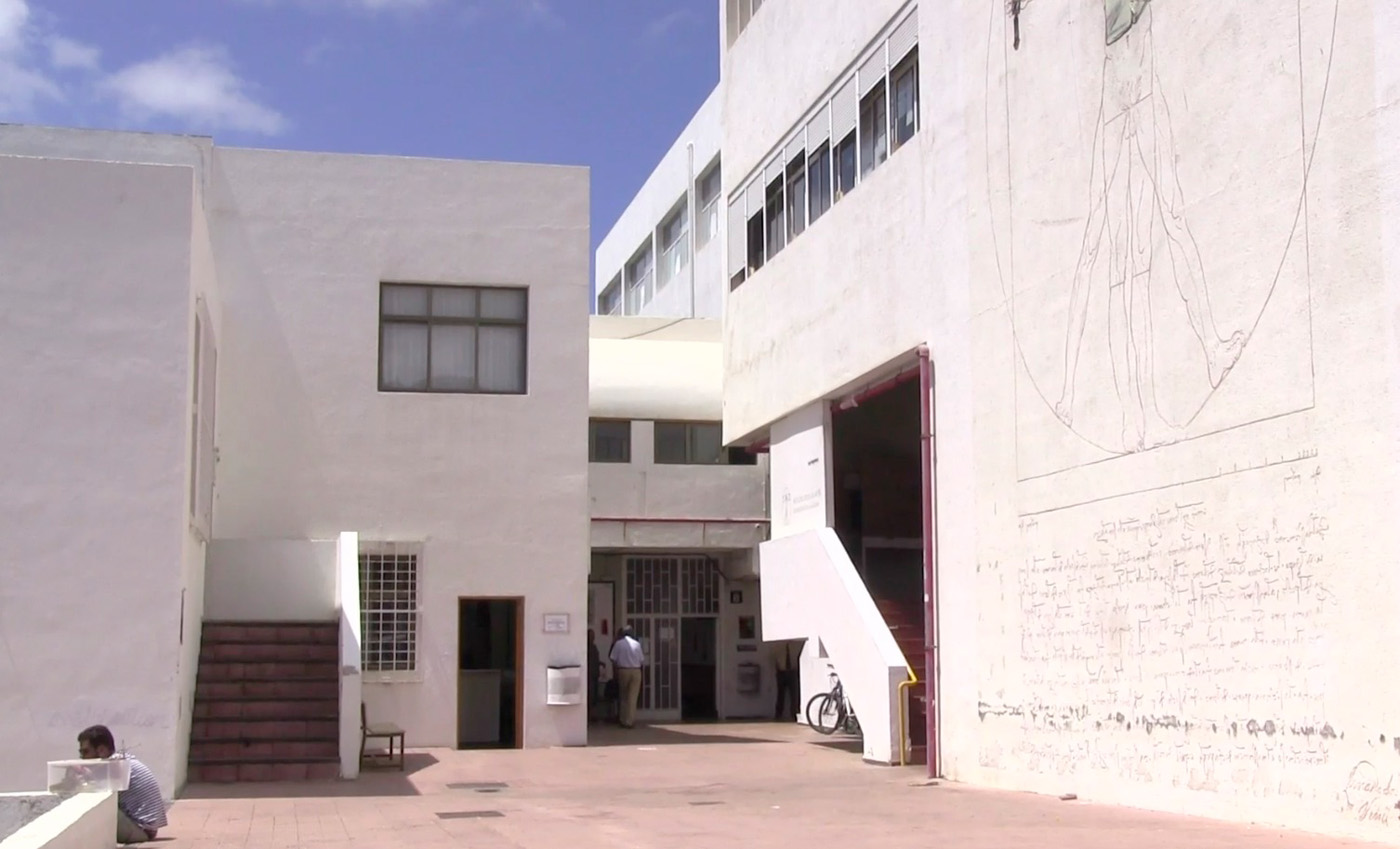 Imagen de archivo de la antigua Facultad de Bellas Artes afectada por el incendio.