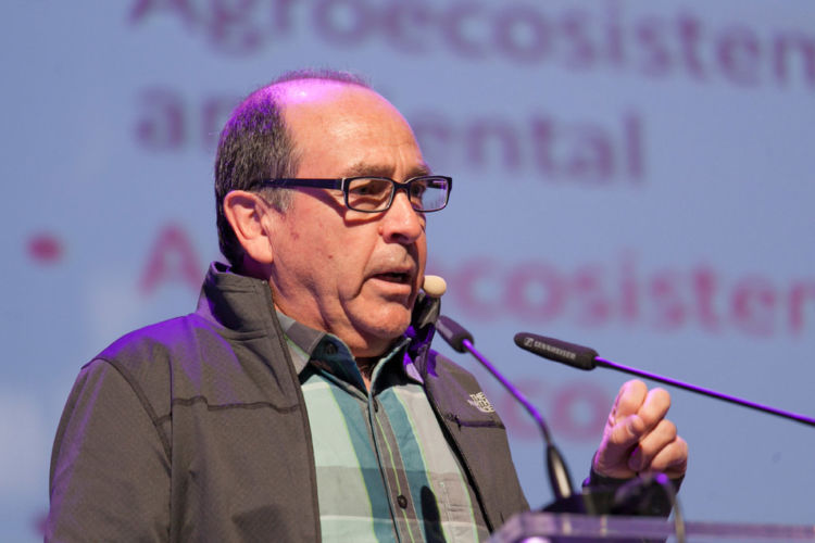 altieri-en-ull-debates-la-agroecolog-a-es-la-nica-alternativa-para