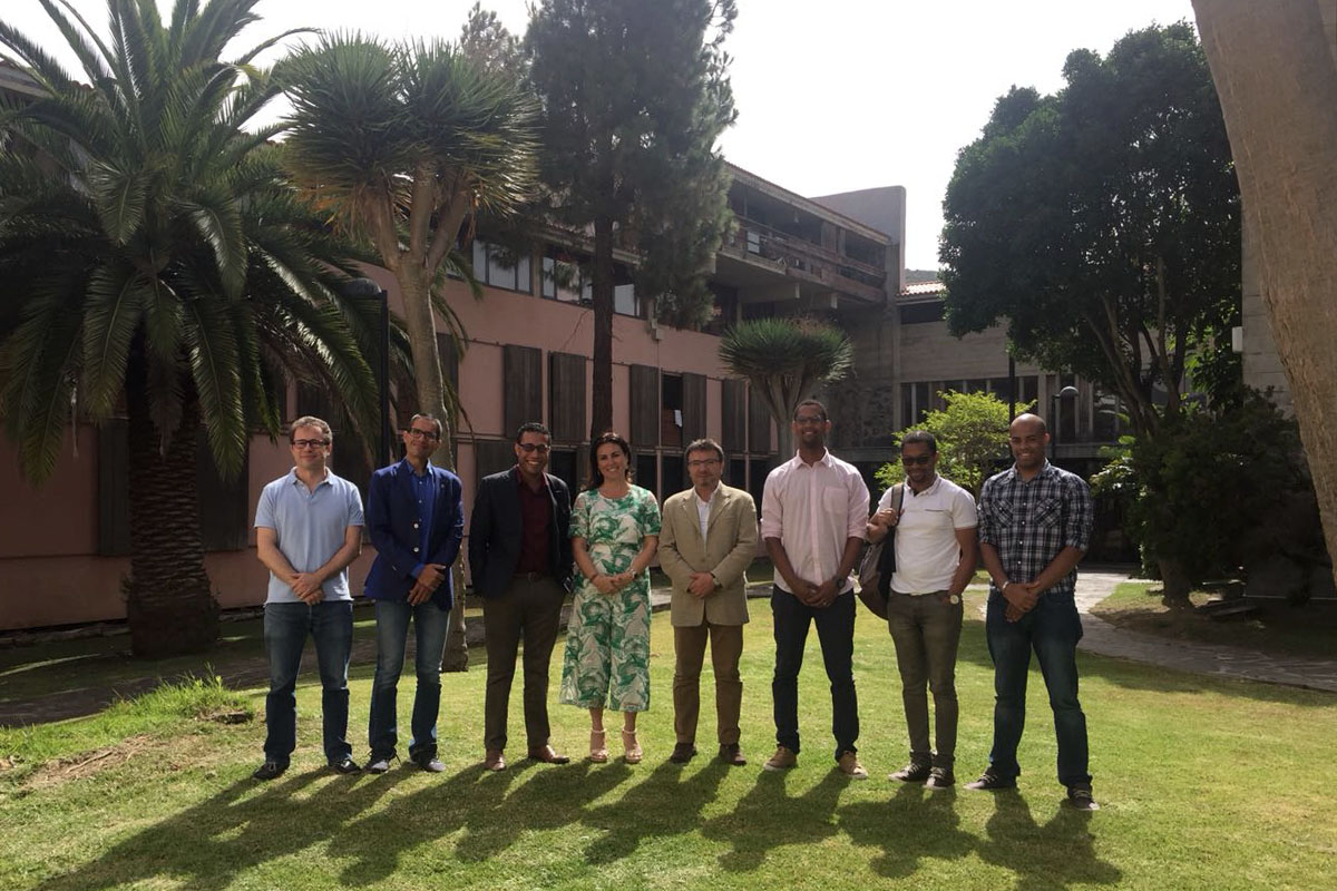 Reunión sobre el Programa de Becas Canarias África