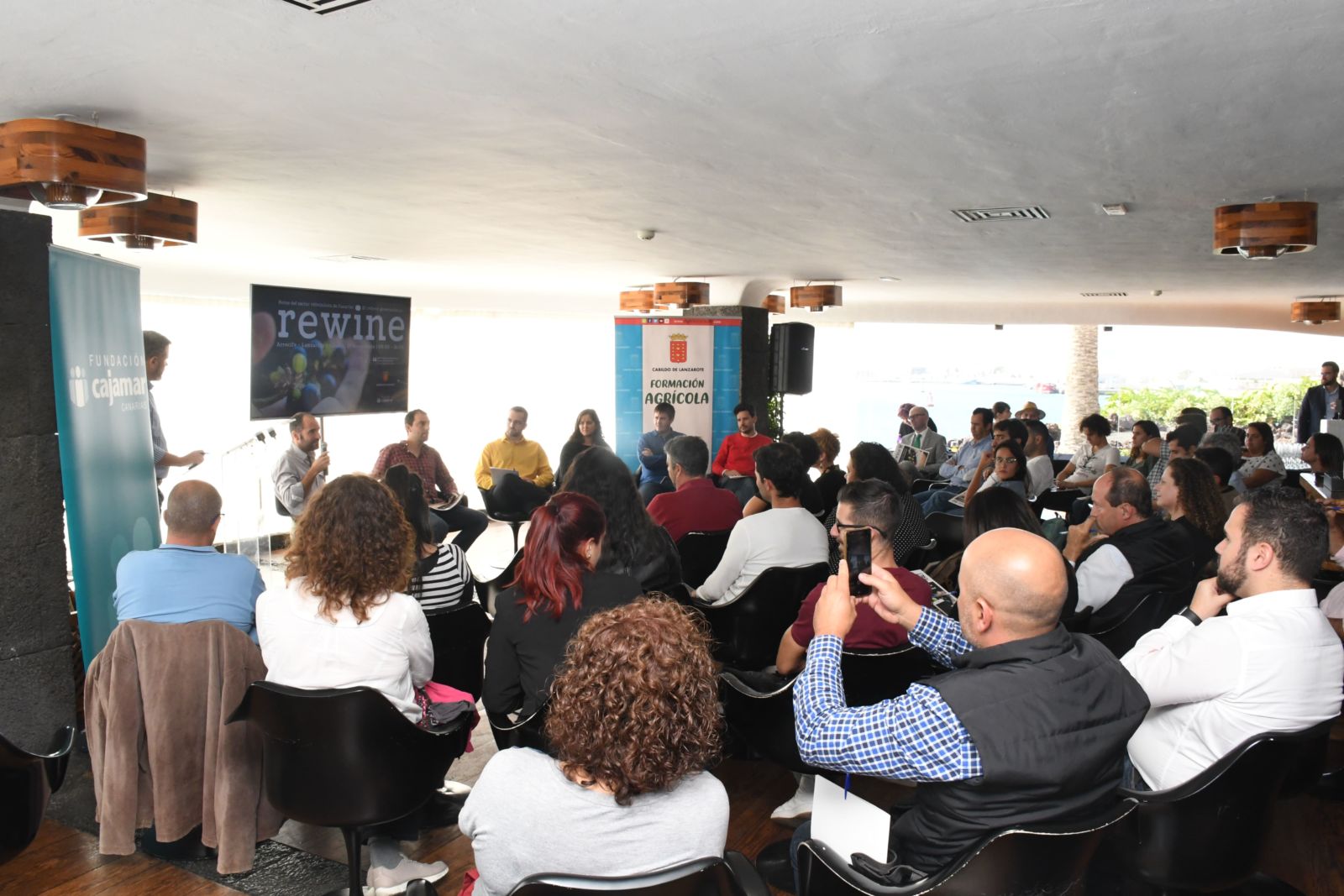 Fotografía del encuentro en Lanzarote de jóvenes bodegueros