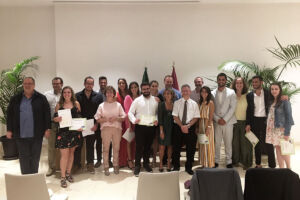 Imagen de archivo de la primera promoción del máster propio en Educación Bilingüe, que pasará a ser máster oficial a partir del próximo curso.