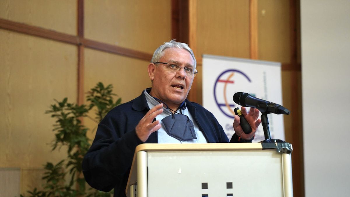 Javier Esparcia Pérez durante su intervención.