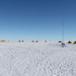 Campamento HWD-2B, situado a 350 kms. del borde del hielo del Mar de Ross en la Antártida.