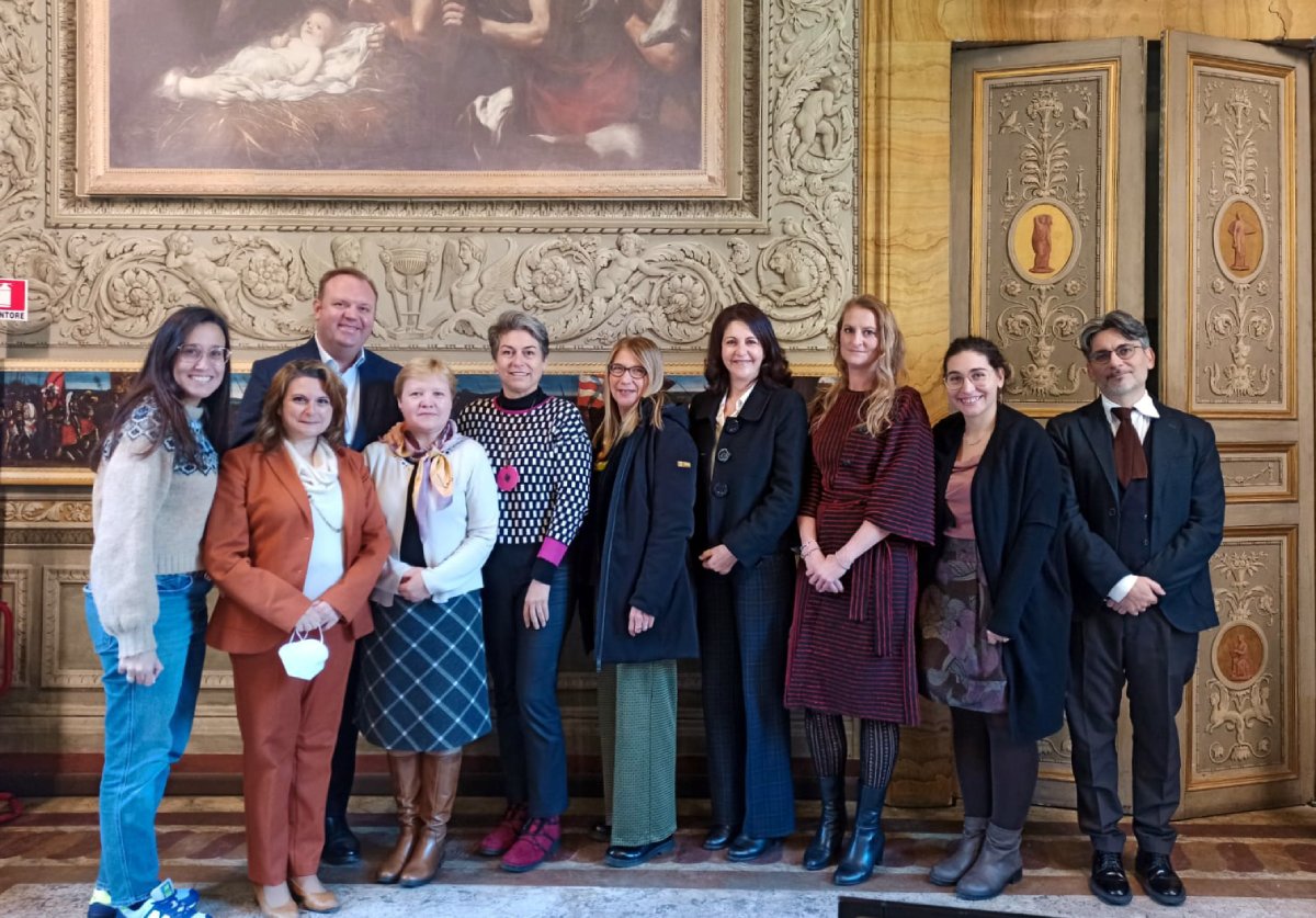 Imagen de grupo de las delegaciones participantes en la reunión de Roma.