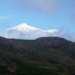 Foto de el Teide para ilustrar este estudio sobre la propagación de exóticas en montañas de todo el mundo.