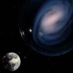 Representación artística de la galaxia espiral barrada ceers-2112, observada en los inicios del Universo. La Tierra se refleja en una burbuja ilusoria que rodea la galaxia, recordando la conexión entre la Vía Láctea y ceers-2112.