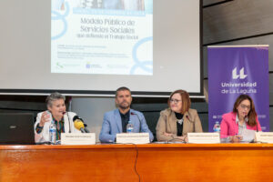 De izquierda a derecha: Emiliana Vicente, Francisco García, Candelaria Delgado y Maitane Cabrera durante la inauguración.