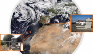 Mapa que muestra la situación geográfica de los lugares de muestreo: Estación MLG en Málaga y estación TNF en Tenerife. Las imágenes exponen los muestreadores de aerosoles de alto volumen de cada estación.