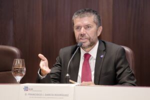 El rector de la ULL, Francisco García.