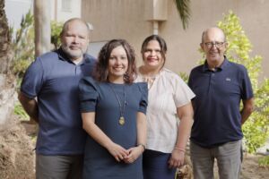 De izquierda a derecha: Douglas Jimmy Escalante, Laura Díaz, Karina Elvira Rodríguez y Luis Antonio González