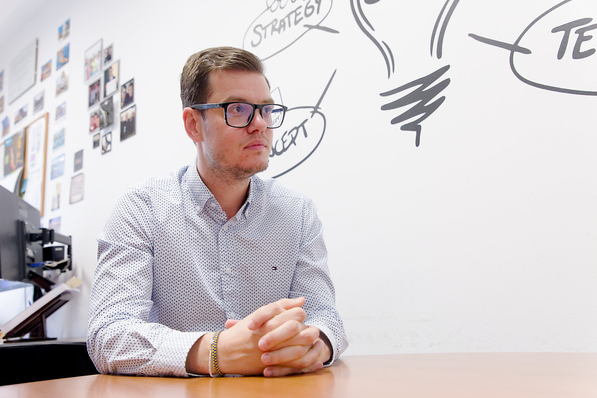 David López Aguilar durante la entrevista realizada en su despacho.