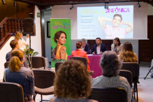 Presentación de A fULL con la Sinfónica