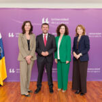 De izquierda a derecha: la directora de la Agencia, Raquel Peligero; el rector, Francisco J. García; la consejera, Matilde Asián; y la gerenta, Lidia Saavedra.