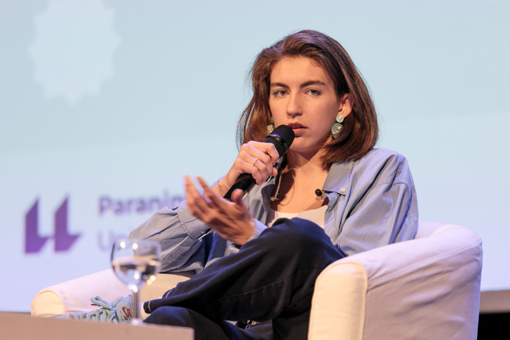 Sara Socas, durante una actuación en la ULL en septiembre de 2023.