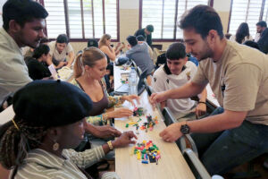 Una de las dinámicas de grupo del curso.