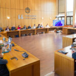 Imagen de la sesión del Consejo de Gobierno celebrada en la Sala de Juntas de la Facultad de Derecho.