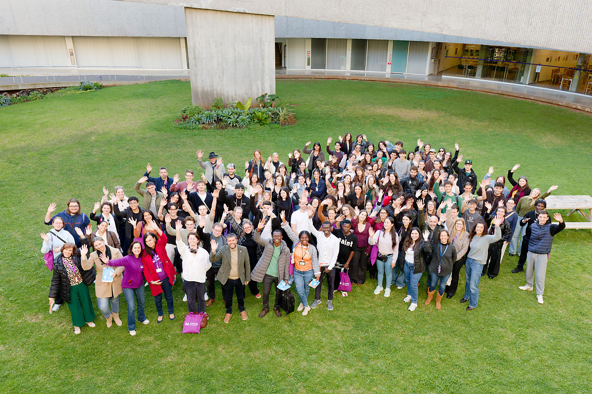 El rector, Francisco García, y el director de secretariado, José Sigut, con el alumando de programas de movilidad recién llegado a la institución para cursar el segundo cuatrimestre en la ULL.