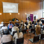 Imagen de la segunda jornada de este seminario sobre viviendasw amables para personas con discapacidad intelectual celebrado en las Facultad de Ciencias Sociales y de la Comunicación.