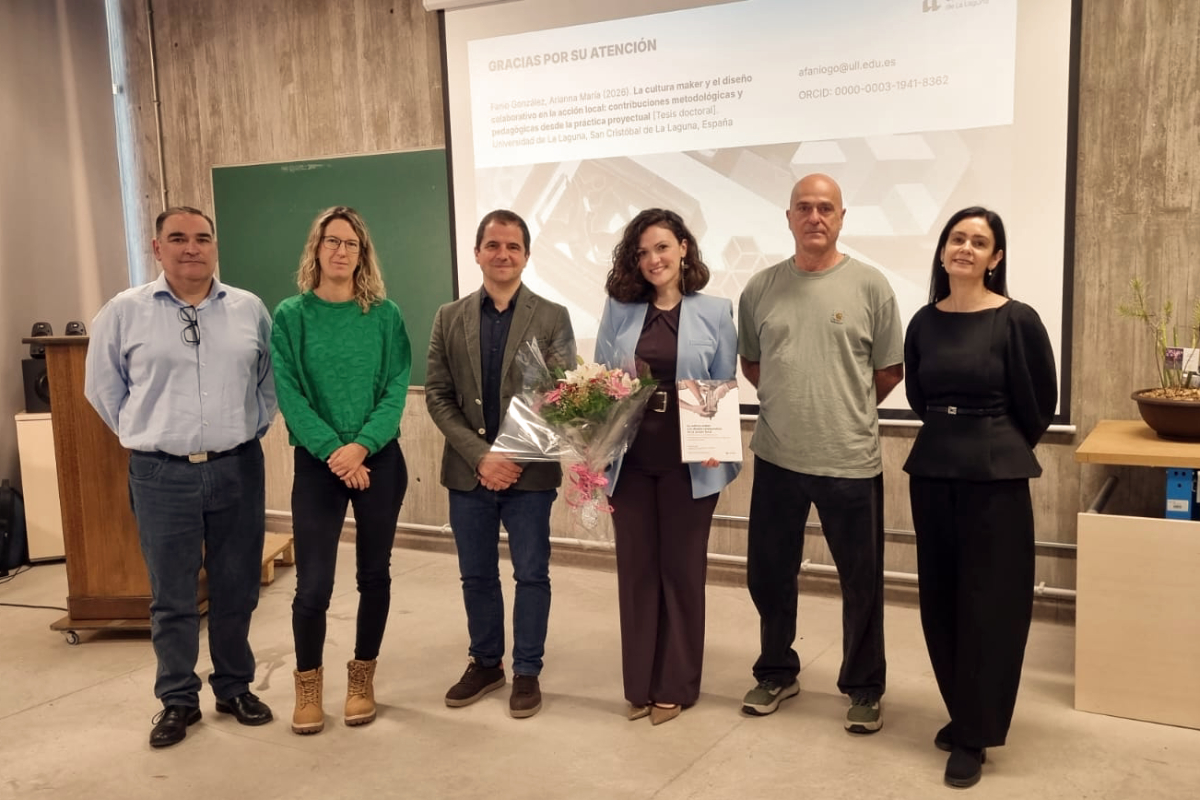 Pedro Hernández Castellano, vocal; Cecile Meier, secretaria; Carlos Jiménez Martínez, director de la tesis; Arianna Mª Fanio González, nueva doctora; Jorge de la Torre Cantero, codirector; y Jimena Alarcón Castro, presidenta del tribunal.
