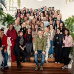 Foto de grupo de las personas participantes en este encuentro en torno al enogastroturismo celebrado en El Hierro.