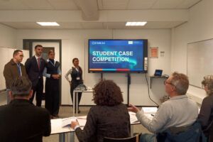 El equipo de la ULL en una de las sesiones de trabajo.