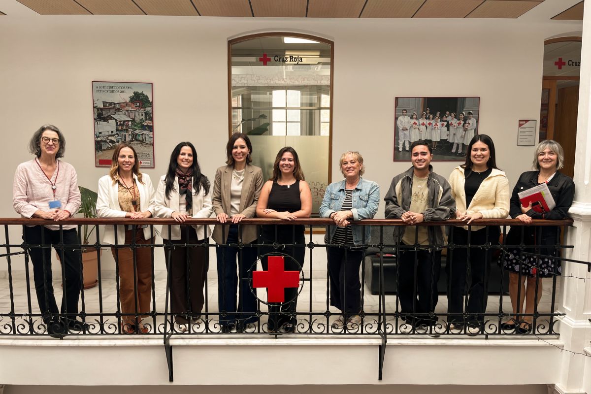 Alumnado de la ULL y personal de Cruz Roja participante en este proyecto de Aprendizaje-Servicio.