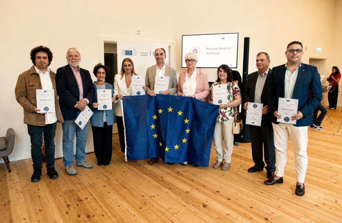 Los representantes del consorcio AGEO en el acto celebrado en Lisboa (Juan Carlos Santamarta, en el lado derecho de la imagen).