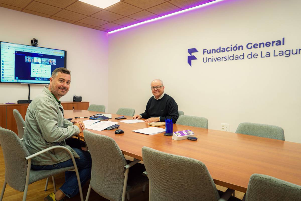 Juan José Martín y Julio Brito, en la sede de la Fundación General de la ULL durante este acto celebrado en formato online.