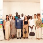 La representante de la ULL, Cintia Hernández (la segunda por la izquierda en la primera fila), junto al resto de personas participantes de las diferentes instituciones presentes este acto celebrado en Sanar (Senegal).