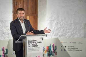 Francisco García.