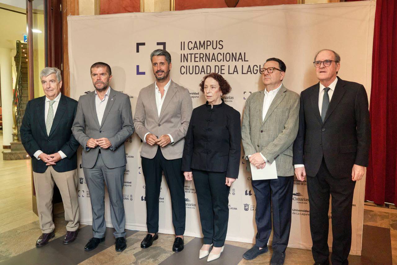 Juan Manuel Fernández, Francisco García, Luis Yeray Gutiérrez, Ana Palacio, Humberto Orán y Ángel Gabilondo.