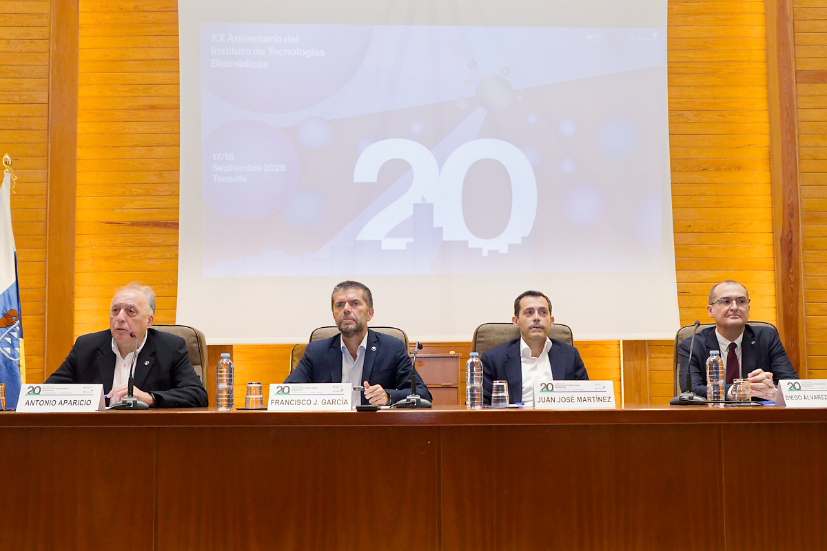 De izquierda a derecha, Antonio Aparicio, Francisco García, Juan José Martínez y Diego Álvarez durante la celebración del vigésimo aniversario del ITB