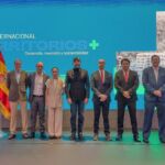 Foto de grupo de los y las ponentes en este congreso sobre desarrollo territorial sostenible celebrado en El Salvador, con la representación de la ULL en el extremo izquierdo de la imagen: Ángel Logo, Adrián García y Yurena González.