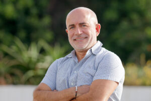 Alberto Domínguez.