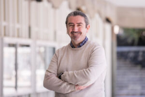 Roberto González Zalacain.