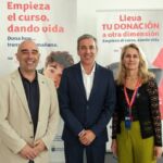 De izquierda a derecha, Vicente Blanco (ULL), Francisco J. Rodríguez (Gobierno de Canarias) y Soraya García (ULPGC).