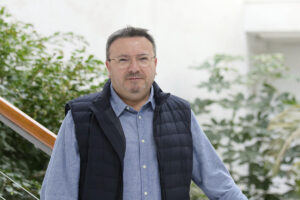 Antonio Cano.