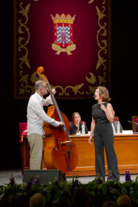 Carlos Costa y Judit Mendoza.