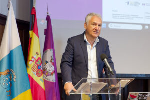 Leopoldo Cabrera.
