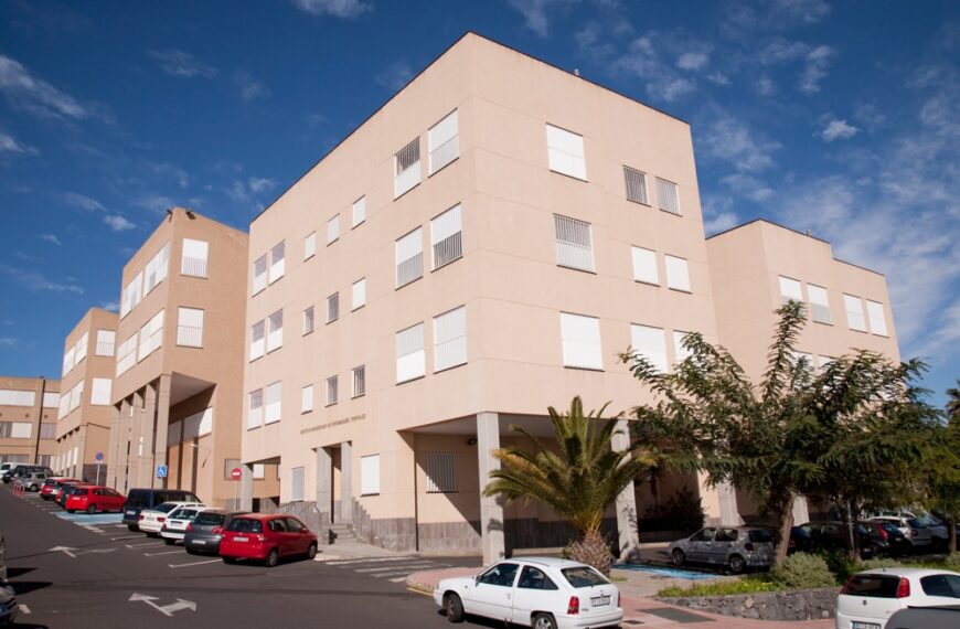 El Instituto de Enfermedades Tropicales de la ULL analiza lodos y aguas de la zona afectada por la DANA en Valencia