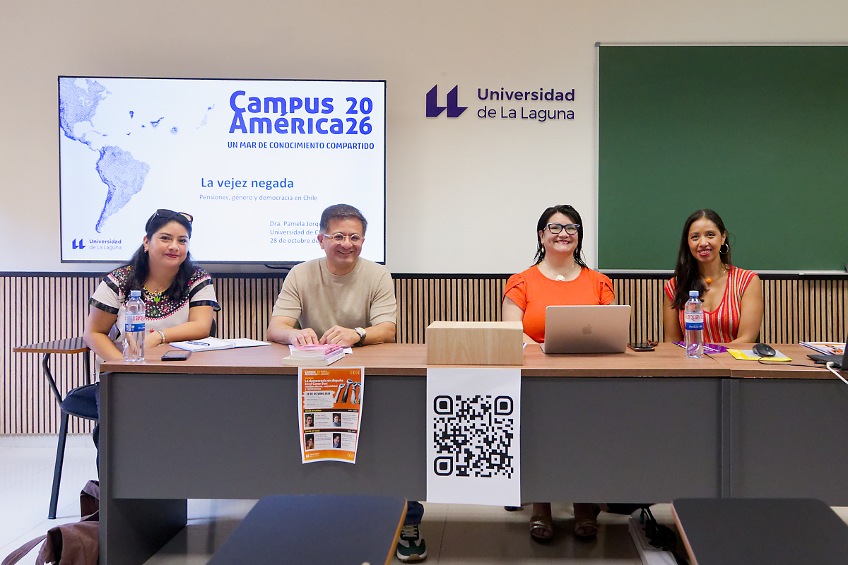 Celia Ramírez, Miguel Mandujano, Paloma Jorquera y Silvia Zelaya en la mesa principal de este seminario de Campus América 2026.