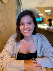 Ana María Quezada-Ugalde.