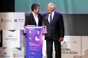 Francisco García y Josep Borrell.