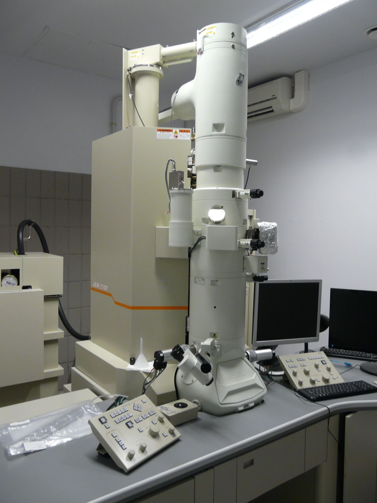 Servicio de Microscopía Electrónica